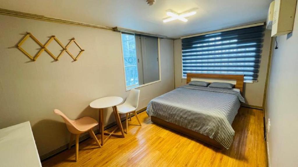 ג'גו Emerald Ace Hotel מראה חיצוני תמונה