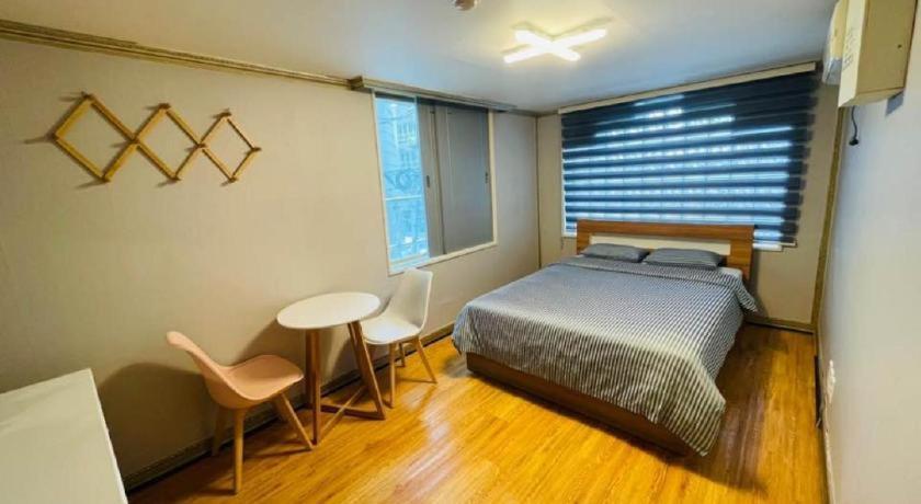 ג'גו Emerald Ace Hotel מראה חיצוני תמונה